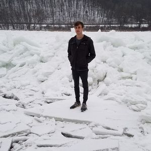 Meet your Posher, Bradley